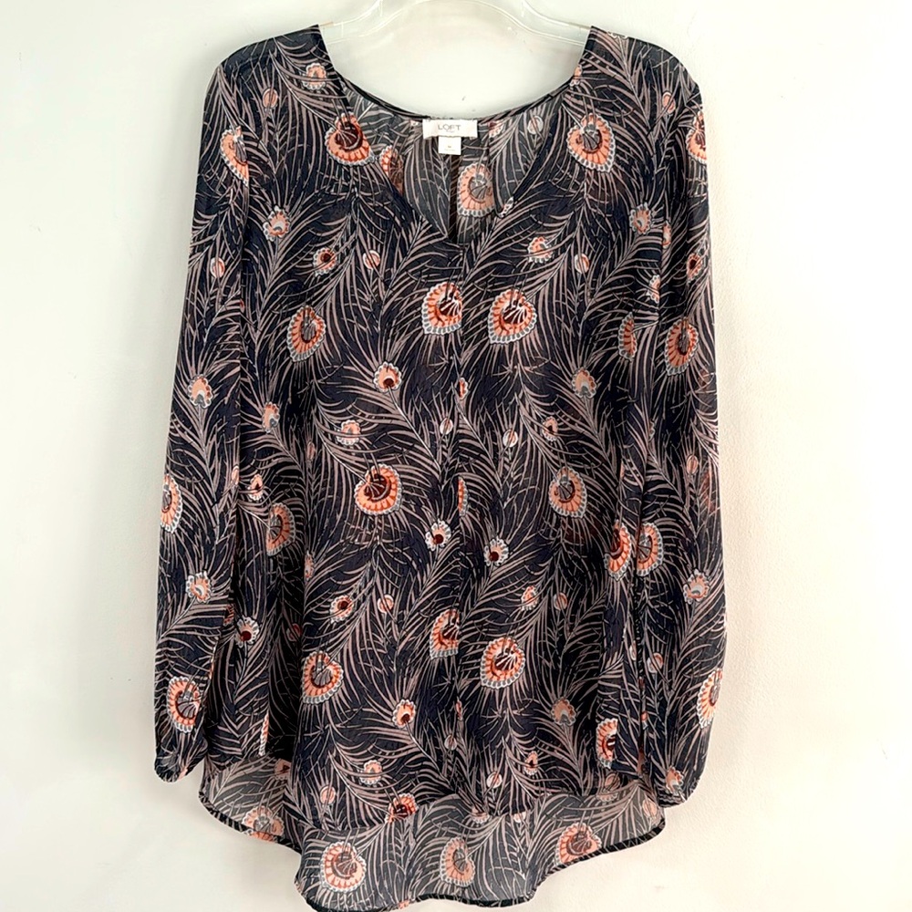 LOFT Outlet Women's Long Sleeve V-Neck Dk. Gray Sheer Floral Blouse- Size M - Picture 1 of 8